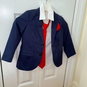 Blazer toddler boy size: 3-4 years old (like new) (all bought separately)
